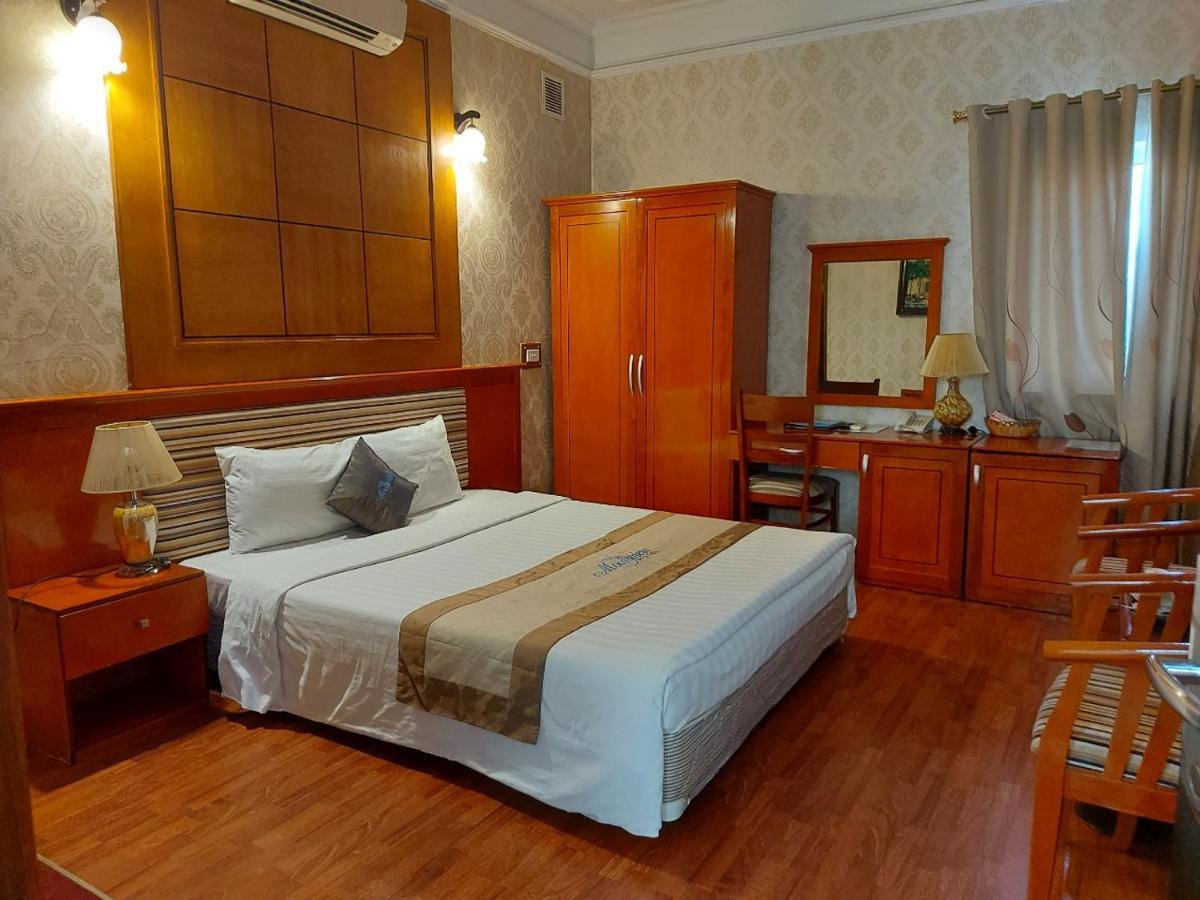 Moon View Hotel - 65 Cua Bac - By Bay Luxury Hanoi Exterior foto